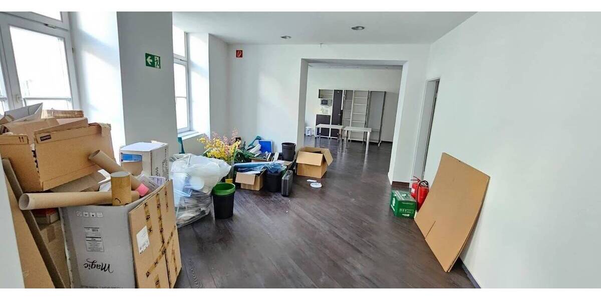 Etagenwohnung Amberg - 5 Zimmer, 274 m&sup2;, 3.700&euro; | Angebot:25665003