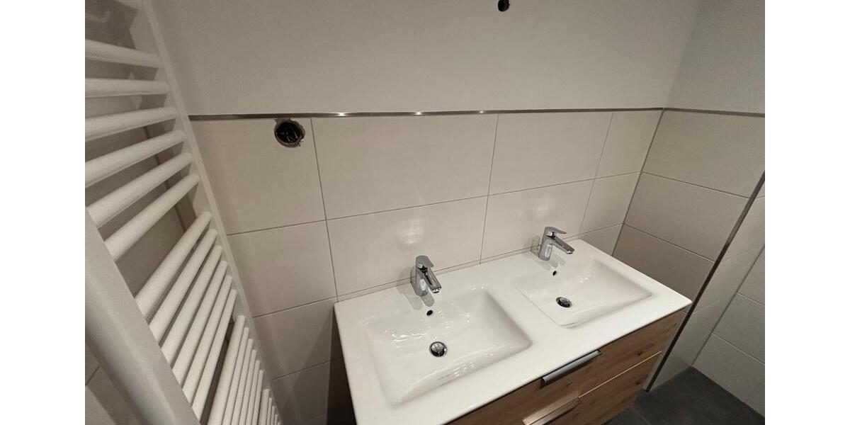 Reihenhaus Nürnberg Holzheim - 6 Zimmer, 120 m&sup2;, 1.700&euro; | Angebot:26048184