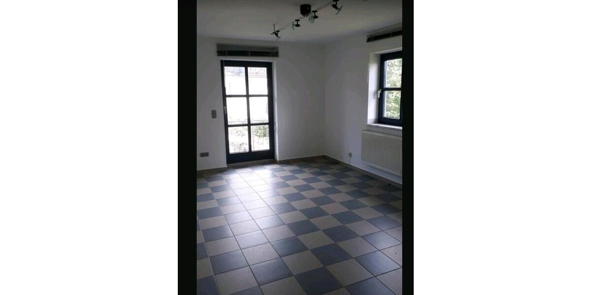 Einfamilienhaus Hohenthann - 6 Zimmer, 165 m&sup2;, 1.400&euro; | Angebot:24768411