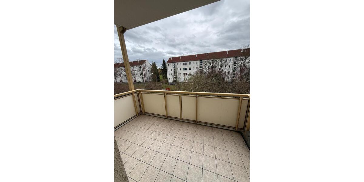 Etagenwohnung Bad Salzungen - 3 Zimmer, 61 m&sup2;, 490&euro; | Angebot:25903546