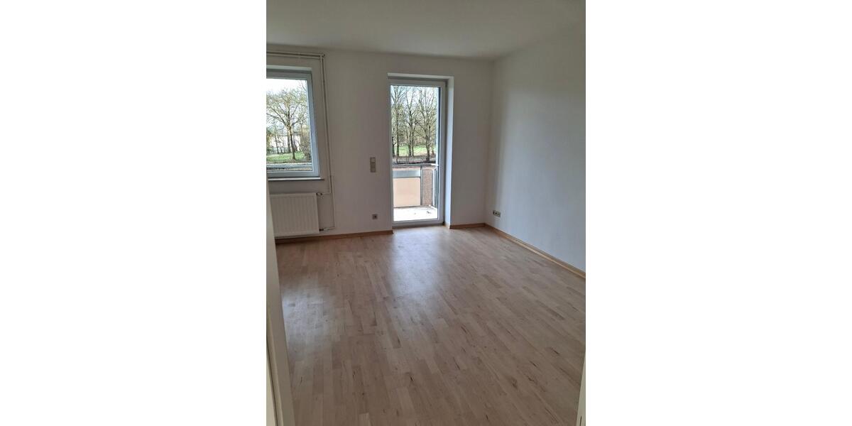 Etagenwohnung Duderstadt - 3 Zimmer, 100 m&sup2;, 700&euro; | Angebot:25900132
