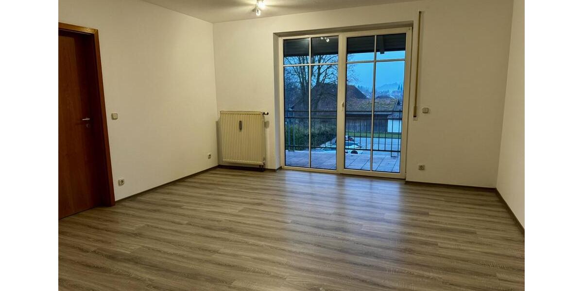 renovierte 3-Zimmer-Wohnung in zentraler Lage in Aidenbach 3 zimmer