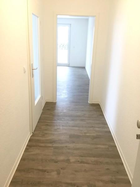Großzügige 1-Zimmer-Wohnung mit Tagslichtbad und Balkon zimmer