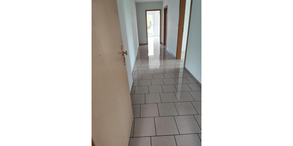 Dachgeschoßwohnung Bösel - 3 Zimmer, 82 m&sup2;, 790&euro; | Angebot:26604208