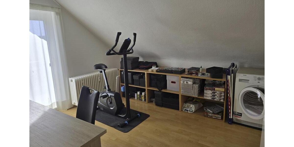 Dachgeschoßwohnung Weiterstadt - 3 Zimmer, 62 m&sup2;, 650&euro; | Angebot:26700026