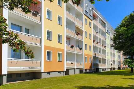 Wohnung zum Mieten in Schneeberg 404,60 € 80.92 m² 4 zimmer