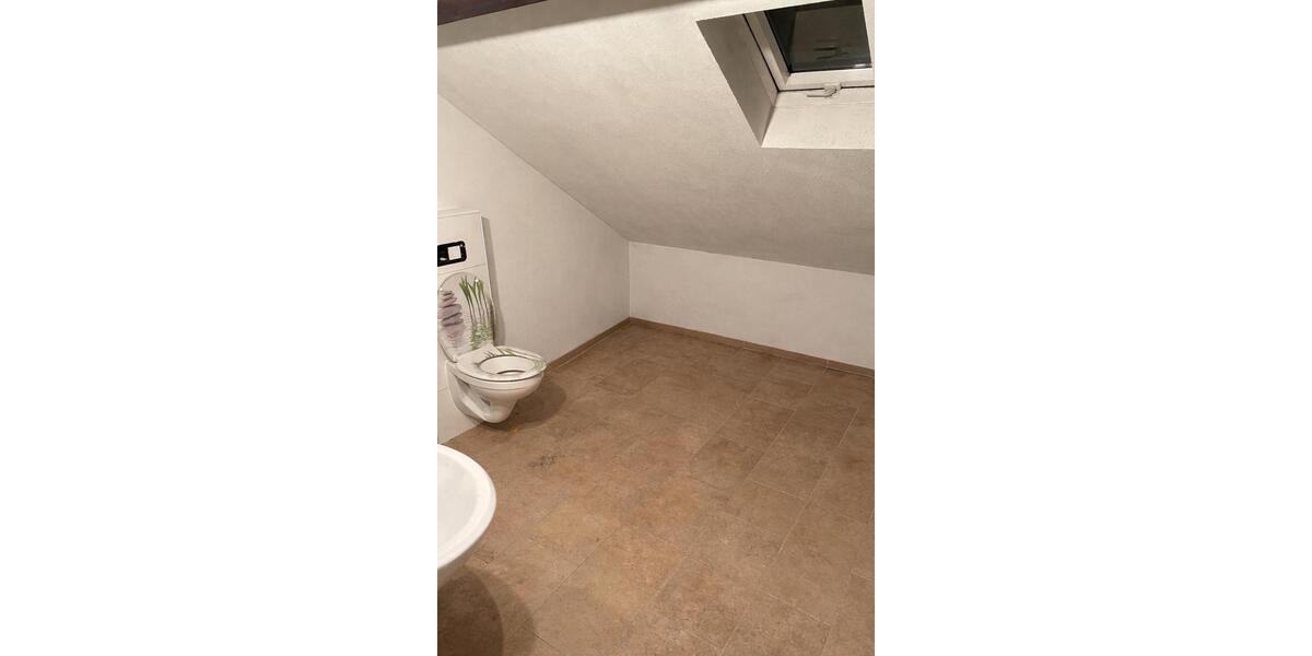 Dachgeschoßwohnung Eschenburg - 1 Zimmer, 56 m&sup2;, 550&euro; | Angebot:26223339