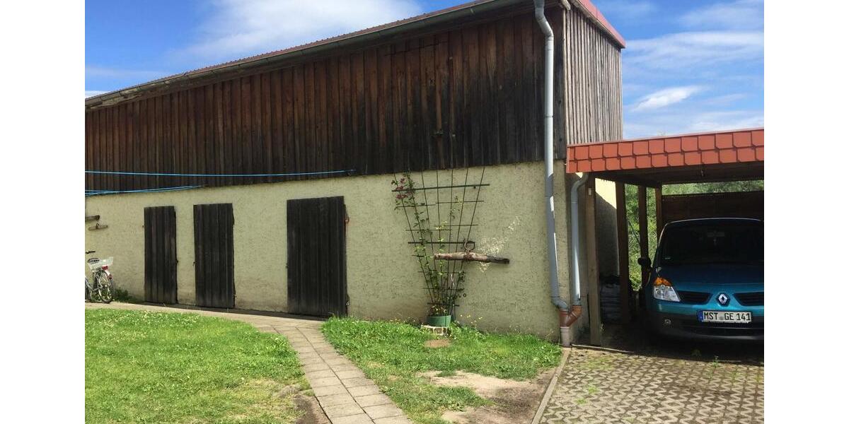 Dachgeschoßwohnung Mirow - 2.5 Zimmer, 64 m&sup2;, 416&euro; | Angebot:23697543