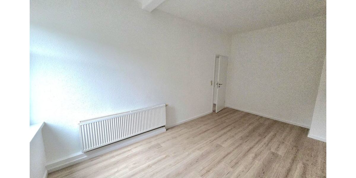 Schicke 3-Zimmer-Dachgeschosswohnung in zentraler Lage von Stollberg! - Dachgeschoßwohnung Stollberg Hoheneck | Angebot:22592704
