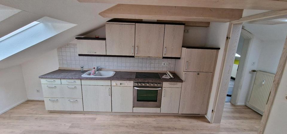 Dachgeschoßwohnung Weißenburg in Bayern - 1 Zimmer, 75 m&sup2;, 700&euro; | Angebot:25058097