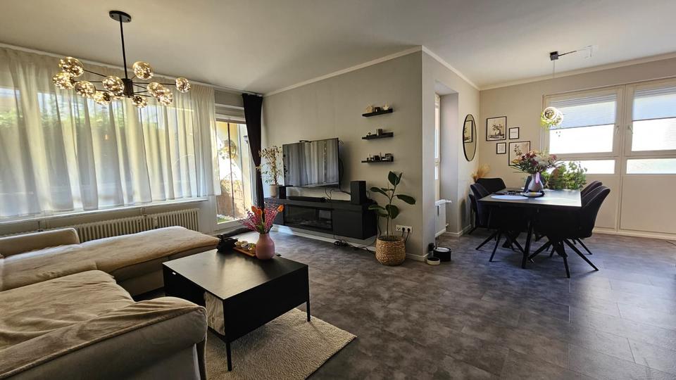 Etagenwohnung Dittelbrunn - 2 Zimmer, 76 m&sup2;, 800&euro; | Angebot:25870506