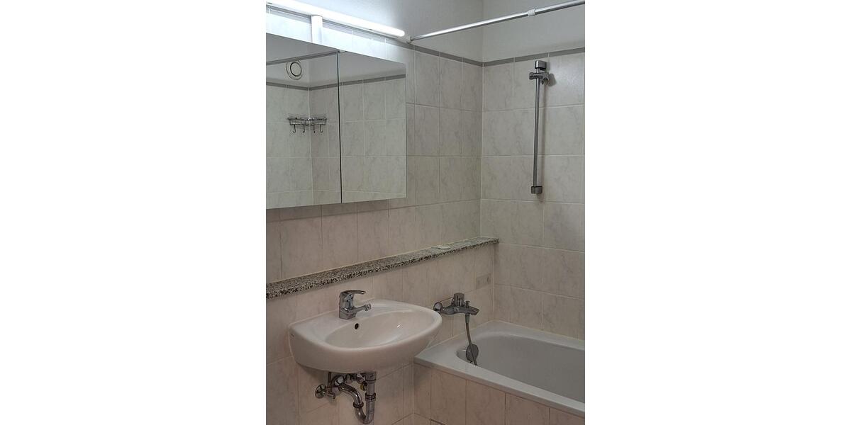 Hochparterre München Thalkirchen-Obersendling-Forstenried-Fürstenried-S - 4 Zimmer, 82 m&sup2;, 1.460&euro; | Angebot:25962913