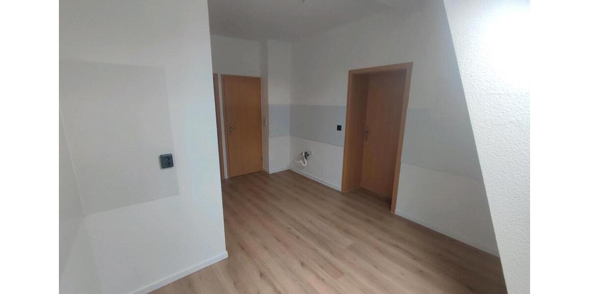 Dachgeschoßwohnung Egeln - 3 Zimmer, 65 m&sup2;, 450&euro; | Angebot:26449023