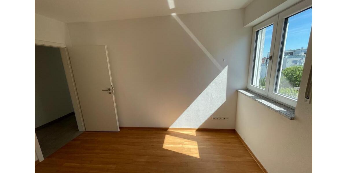 Etagenwohnung Parsberg - 3 Zimmer, 86 m&sup2;, 900&euro; | Angebot:26690736