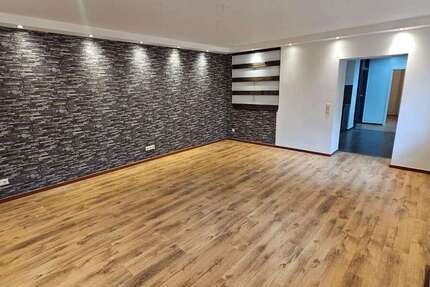 Wohnung zum Mieten in Cottbus 1.190 € 106.69 m² 4 zimmer