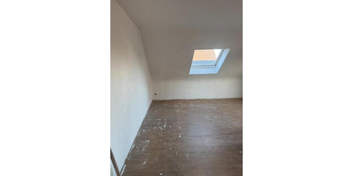 Dachgeschoßwohnung Seligenstadt - 3 Zimmer, 88 m&sup2;, 1.300&euro; | Angebot:25945231