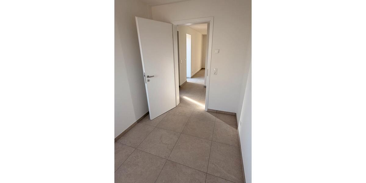 Erdgeschoßwohnung Zülpich - 3 Zimmer, 80 m&sup2;, 1.035&euro; | Angebot:26374089
