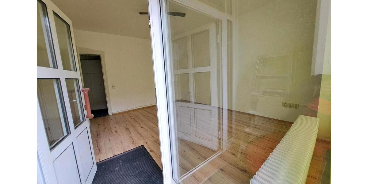 Erdgeschoßwohnung Finsterwalde - 3 Zimmer, 65 m&sup2;, 490&euro; | Angebot:26678575