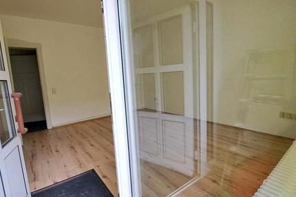 Wohnung Finsterwalde - 3 Zimmer, 65 m&sup2;, 490&euro; | Angebot:26678575