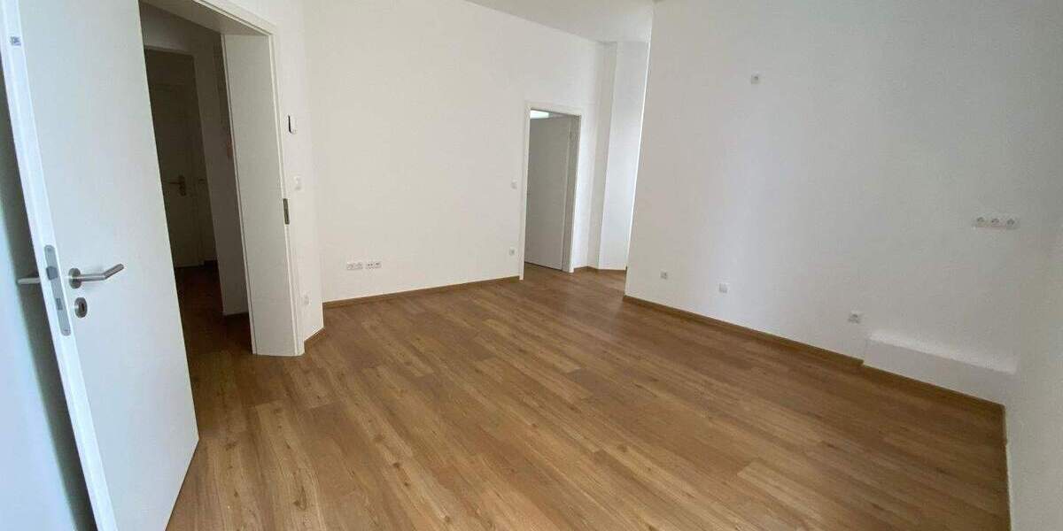 Etagenwohnung Stralsund Tribseer - 5 Zimmer, 106 m&sup2;, 1.010&euro; | Angebot:25037933