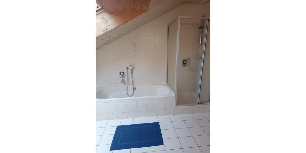 Wohnen auf Zeit Renningen - 4 Zimmer, 120 m&sup2;, 2.450&euro; | Angebot:23531176