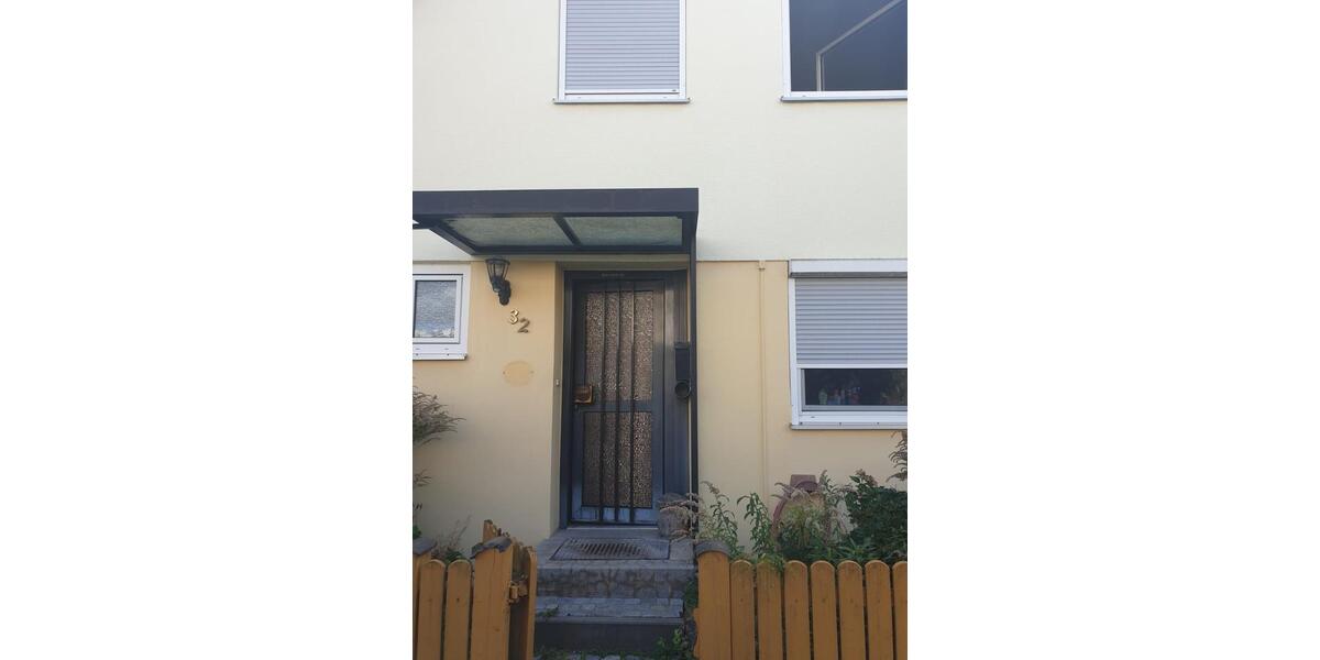 Reihenhaus Nürnberg Erlenstegen - 6 Zimmer, 130 m&sup2;, 1.650&euro; | Angebot:24420716