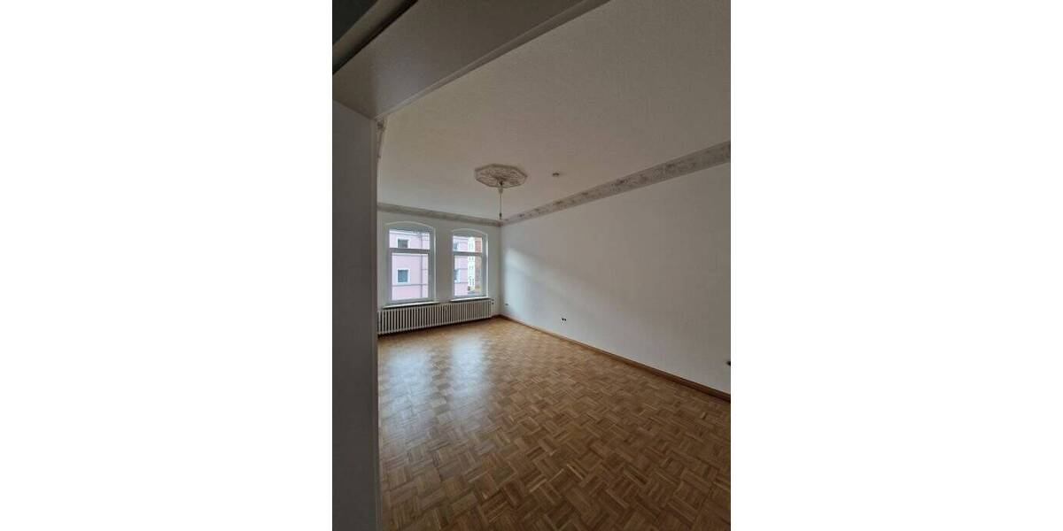 Sanierte 4-Zimmer-Wohnung mit Balkon in der Oststadt 4 zimmer