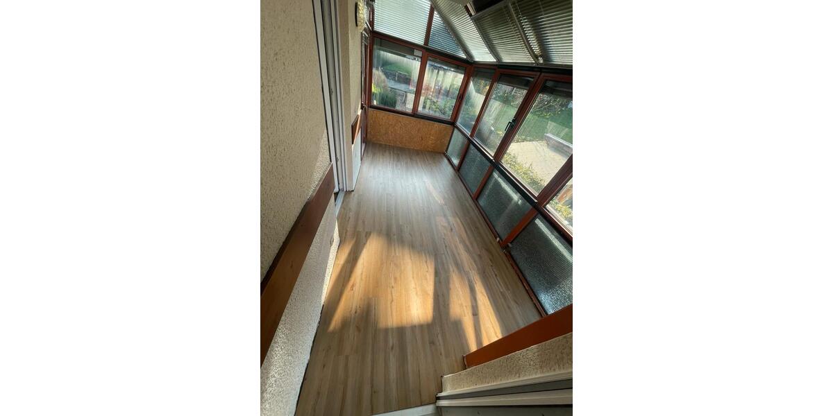 Etagenwohnung Murrhardt - 4.5 Zimmer, 100 m&sup2;, 1.400&euro; | Angebot:26587053