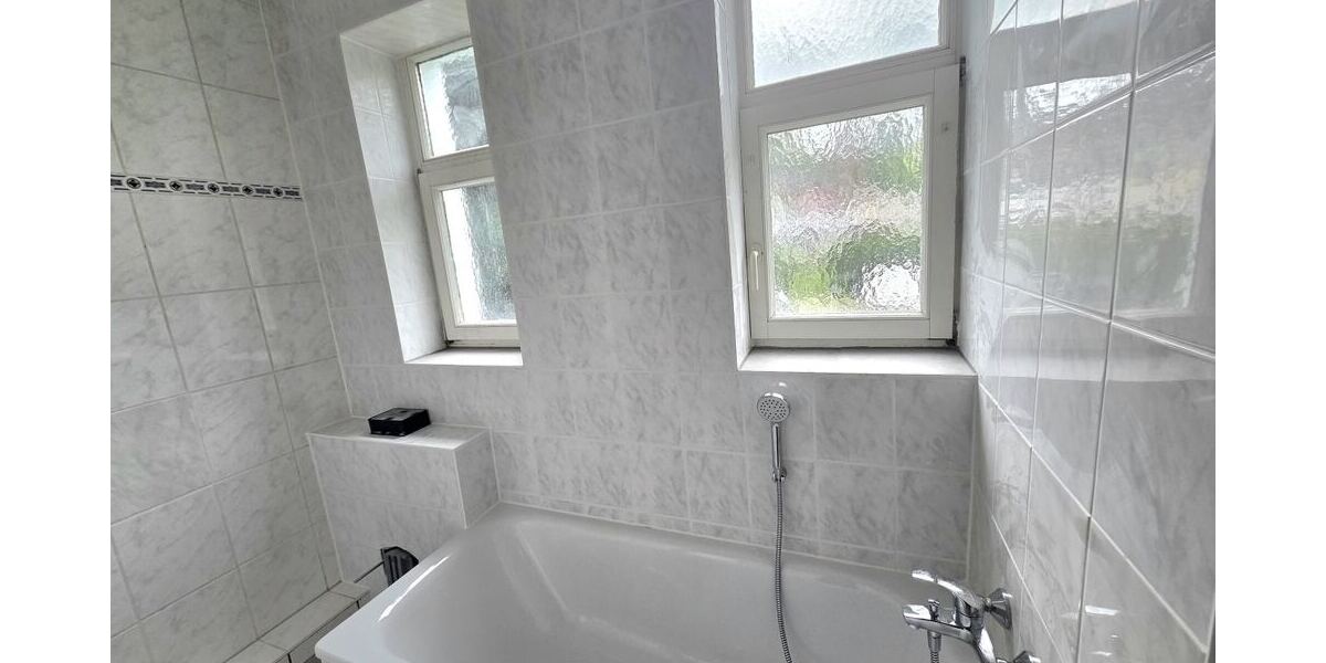 Schöne 4-Zimmer-Wohnung mit Balkon in Chemnitz Erfenschlag - Erdgeschoßwohnung Chemnitz Erfenschlag | Angebot:27469007