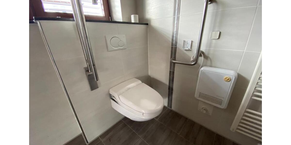 Erdgeschoßwohnung Löhne - 4 Zimmer, 145 m&sup2;, 1.190&euro; | Angebot:24569579