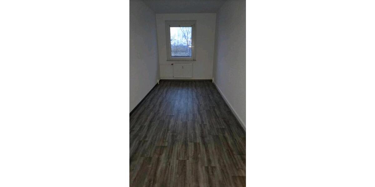Etagenwohnung Seehausen (Altmark) - 3 Zimmer, 70 m&sup2;, 350&euro; | Angebot:26478477