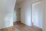 Dachgeschoßwohnung Hohenstein-Ernstthal Ernstthal - 4 Zimmer, 71 m&sup2;, 393&euro; | Angebot:23115353