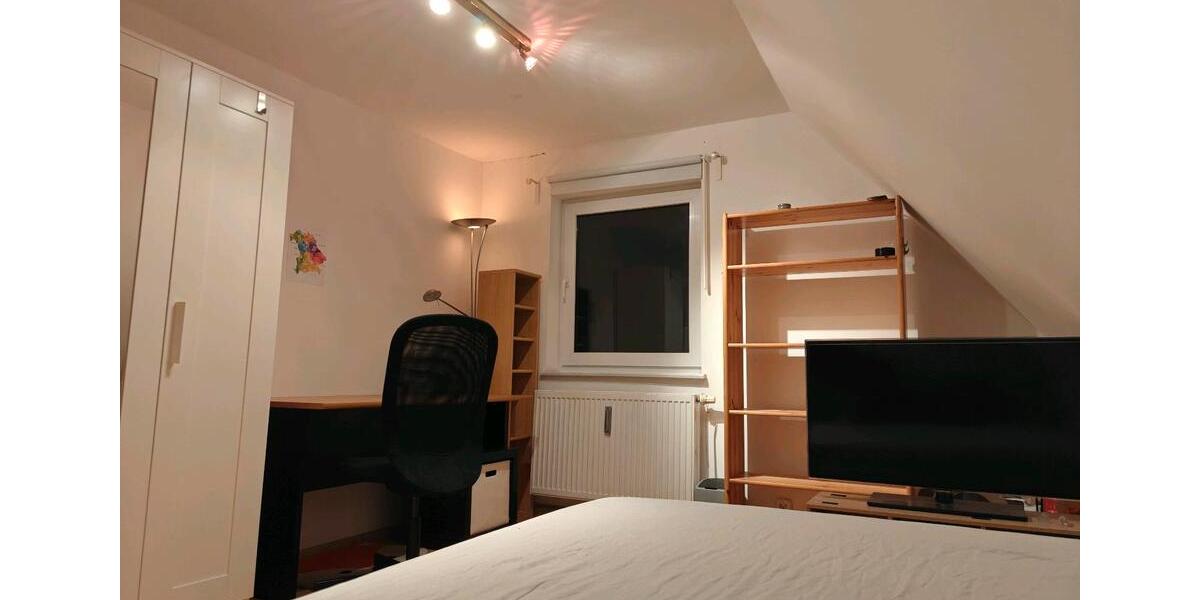 Etagenwohnung Diedorf - 12 Zimmer, 65 m&sup2;, 380&euro; | Angebot:25274795