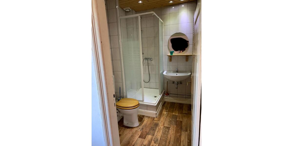 Etagenwohnung Oberndorf - 1 Zimmer, 26 m&sup2;, 300&euro; | Angebot:24876690