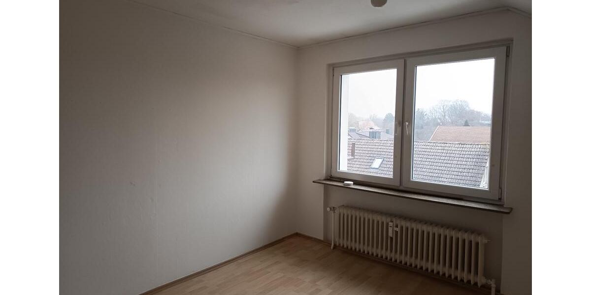 Etagenwohnung Königslutter am Elm - 3 Zimmer, 90 m&sup2;, 550&euro; | Angebot:24651148