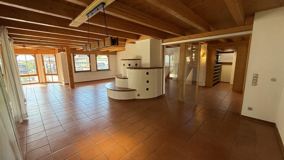 Einfamilienhaus Wangen - 6.5 Zimmer, 212 m&sup2;, 2.250&euro; | Angebot:26560284