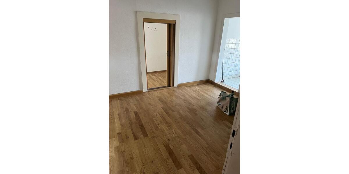 Reihenhaus Staßfurt - 4 Zimmer, 160 m&sup2;, 650&euro; | Angebot:22941200