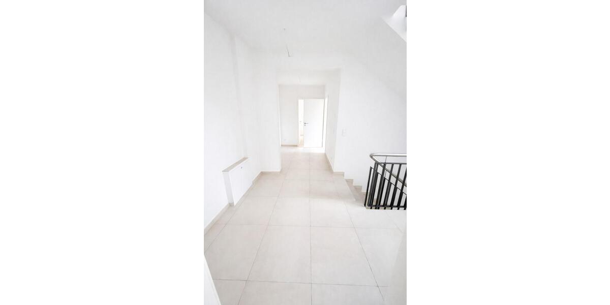 Doppelhaushälfte Erkner - 5 Zimmer, 142 m&sup2;, 2.000&euro; | Angebot:26003221