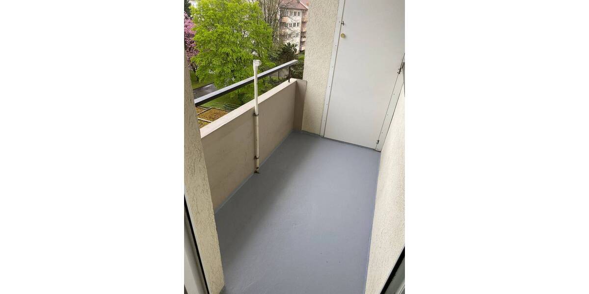 Etagenwohnung Singen - 3 Zimmer, 82 m&sup2;, 890&euro; | Angebot:26157554