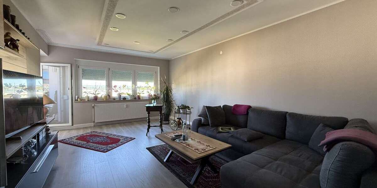 Etagenwohnung Villingen-Schwenningen Schwenningen - 3 Zimmer, 89 m&sup2;, 870&euro; | Angebot:27070177