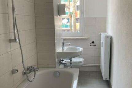 Wohnung Bernburg (Saale) - 4 Zimmer, 73 m&sup2;, 426&euro; | Angebot:26678140