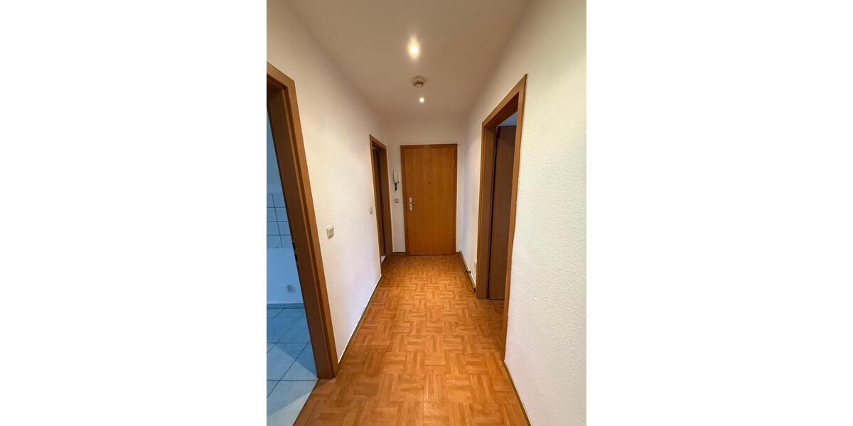 Etagenwohnung Bad Salzungen - 3 Zimmer, 61 m&sup2;, 490&euro; | Angebot:25903546