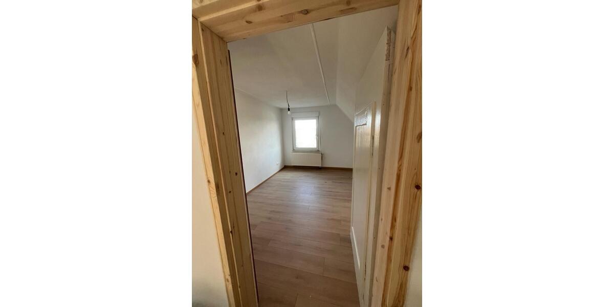 Dachgeschoßwohnung Nabburg - 3 Zimmer, 50 m&sup2;, 550&euro; | Angebot:25807295