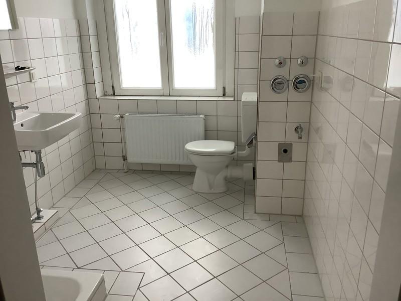 Frisch saniert! Familienfreundliche 4-Zimmer-Wohnung in Huckelriede zimmer