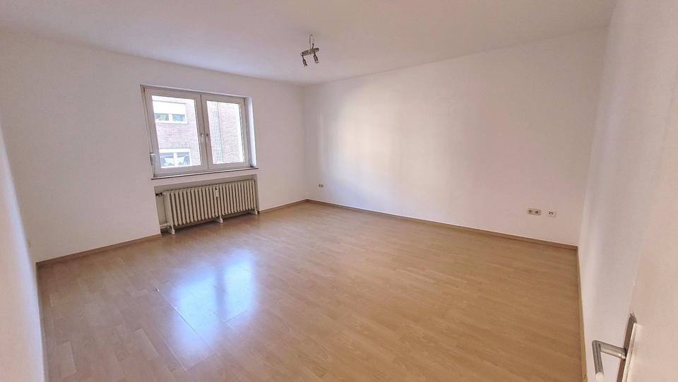 Etagenwohnung Mönchengladbach Nord - 3 Zimmer, 75 m&sup2;, 720&euro; | Angebot:25170803