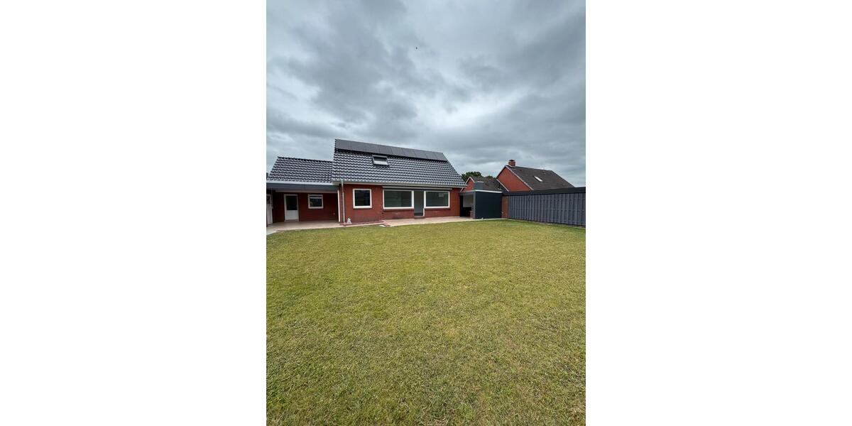 Einfamilienhaus Varel - 4.5 Zimmer, 127 m&sup2;, 1.350&euro; | Angebot:25044952