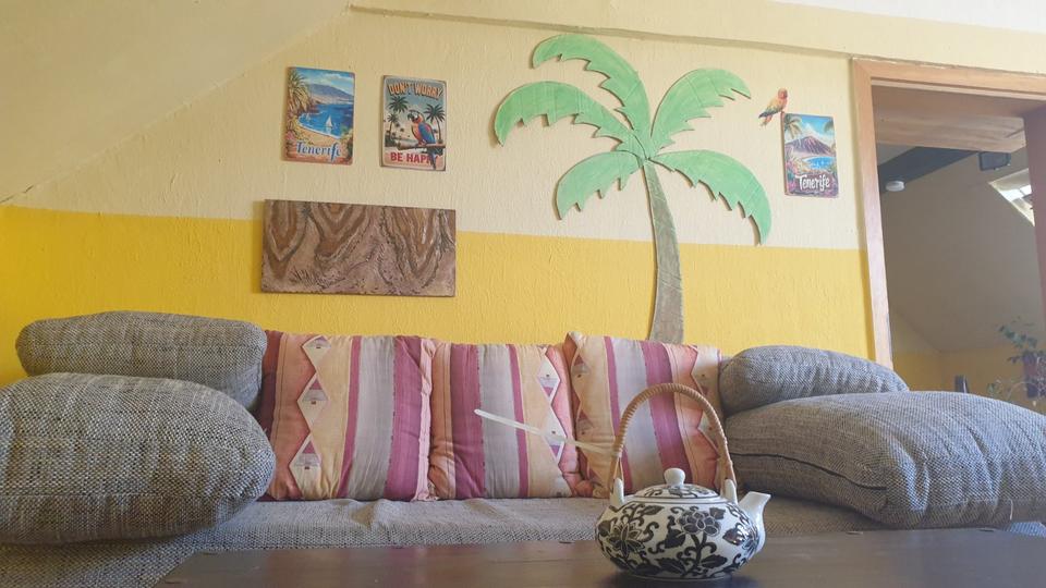 Maisonette-Wohnung möbliert „Casa Tenerife“ in Moers zu vermieten 2 zimmer