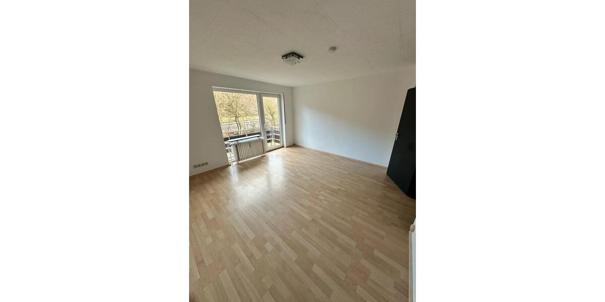 Erdgeschoßwohnung Winnweiler - 2 Zimmer, 60 m&sup2;, 420&euro; | Angebot:25370026
