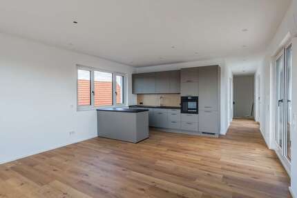 Wohnung Ingolstadt-Kothau Kothau - 3 Zimmer, 91 m&sup2;, 1.450&euro; | Angebot:26932886