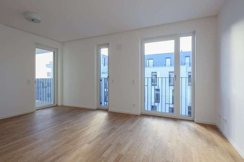 Wohnung zum Mieten in Berlin 1.095 € 55.16 m²